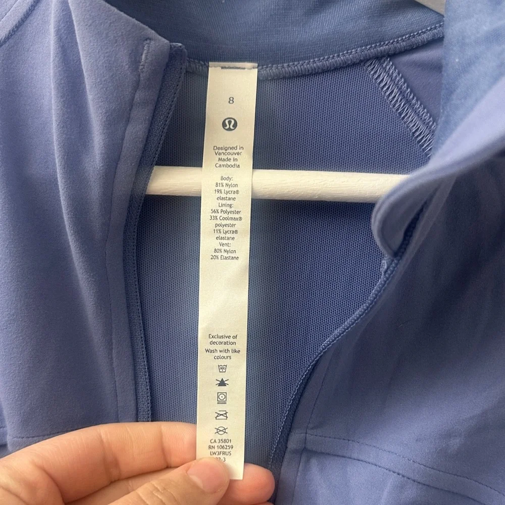 lululemon NWT Nulu Cropped Define Jacket in Water Drop - Picture 2 of 5